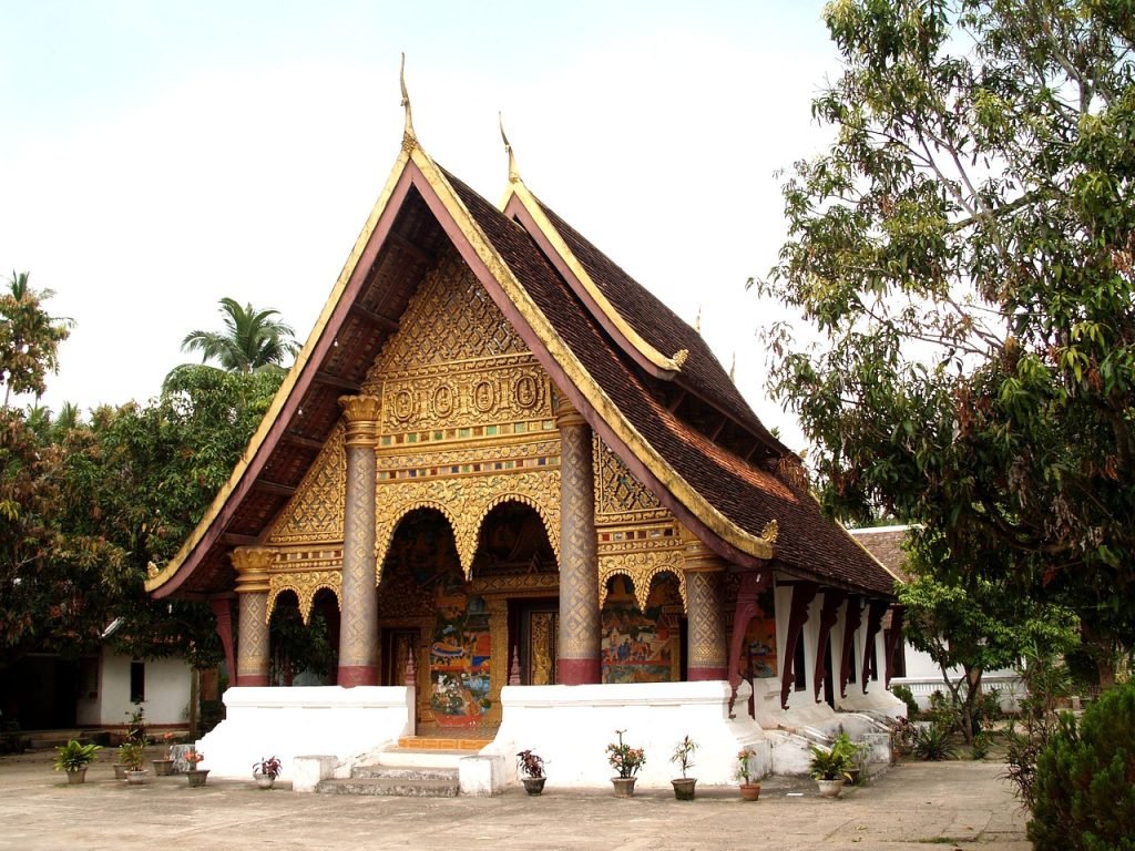 Photo by 41330 luang prabang, laos, phabang