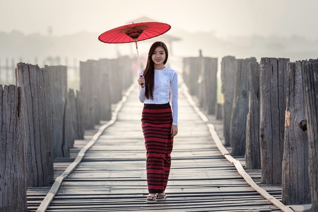 Photo by sasint umbrella, vietnamese, tradition