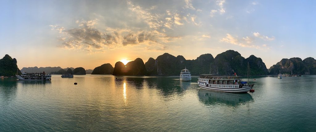 Photo by 15508320 halong, nature, vietnam
