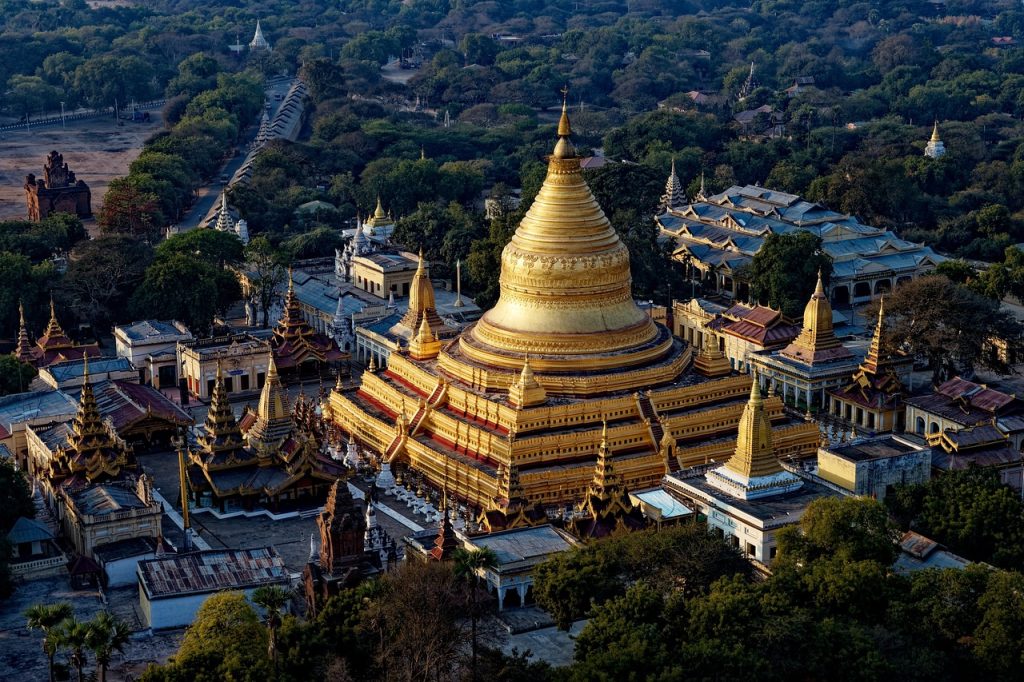 Photo by yves_alarie shwezigon pagoda, temple, myanmar
