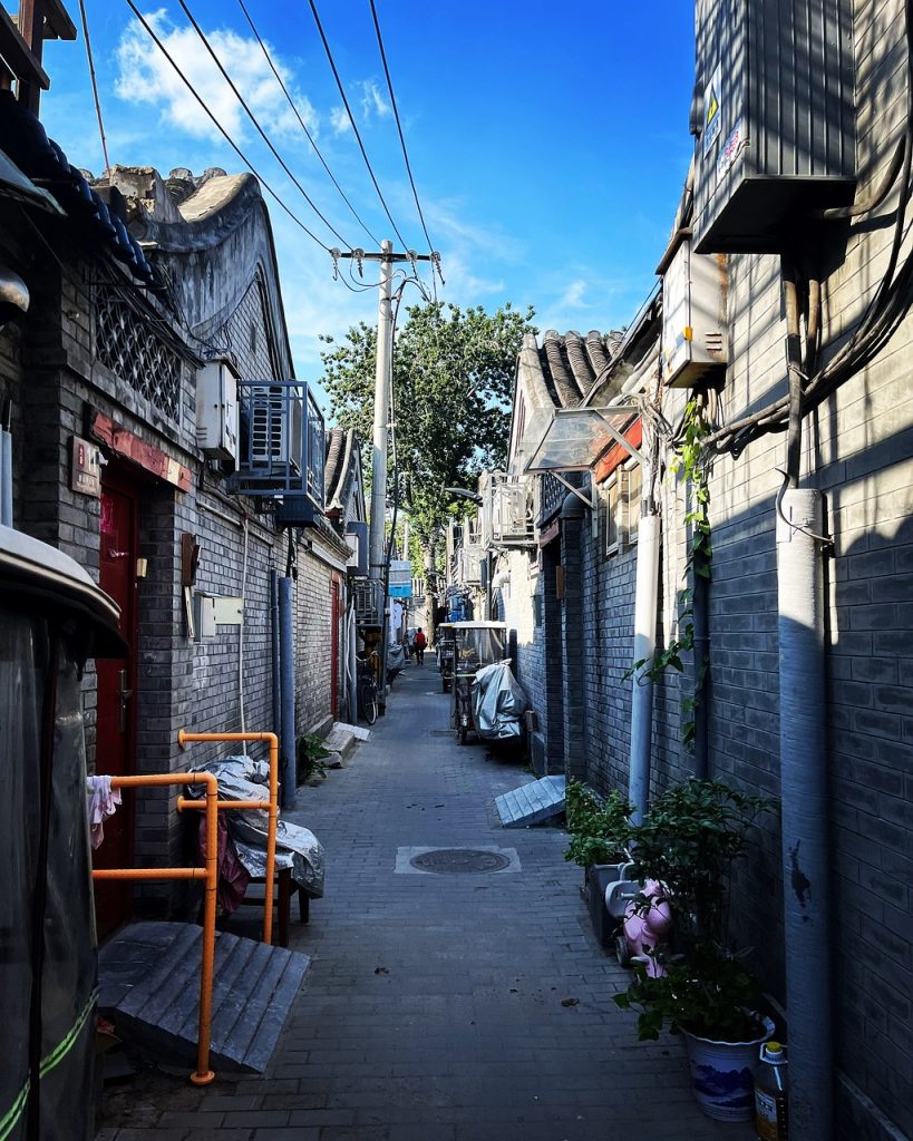 Photo by we-o_rd35gm03mt_royeoj beijing, alley, folk house