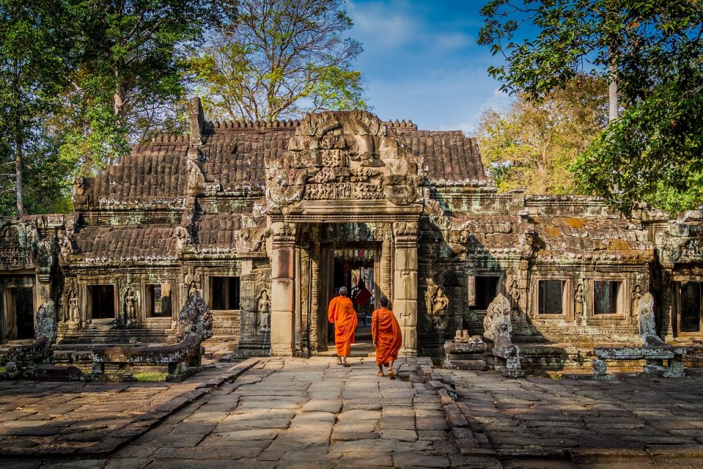 Photo by Poswiecie angkor, wat, cambodia